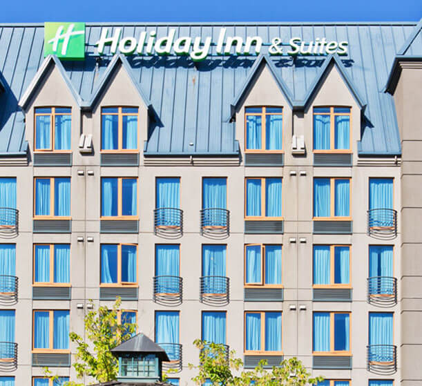 Hotel front of the Holiday Inn North Vancouver